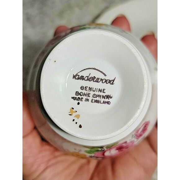 VANDERWOOD Bone China Floral TEA CUP & SAUCER Vintage Gold Edge Detailing - Picture 3 of 6